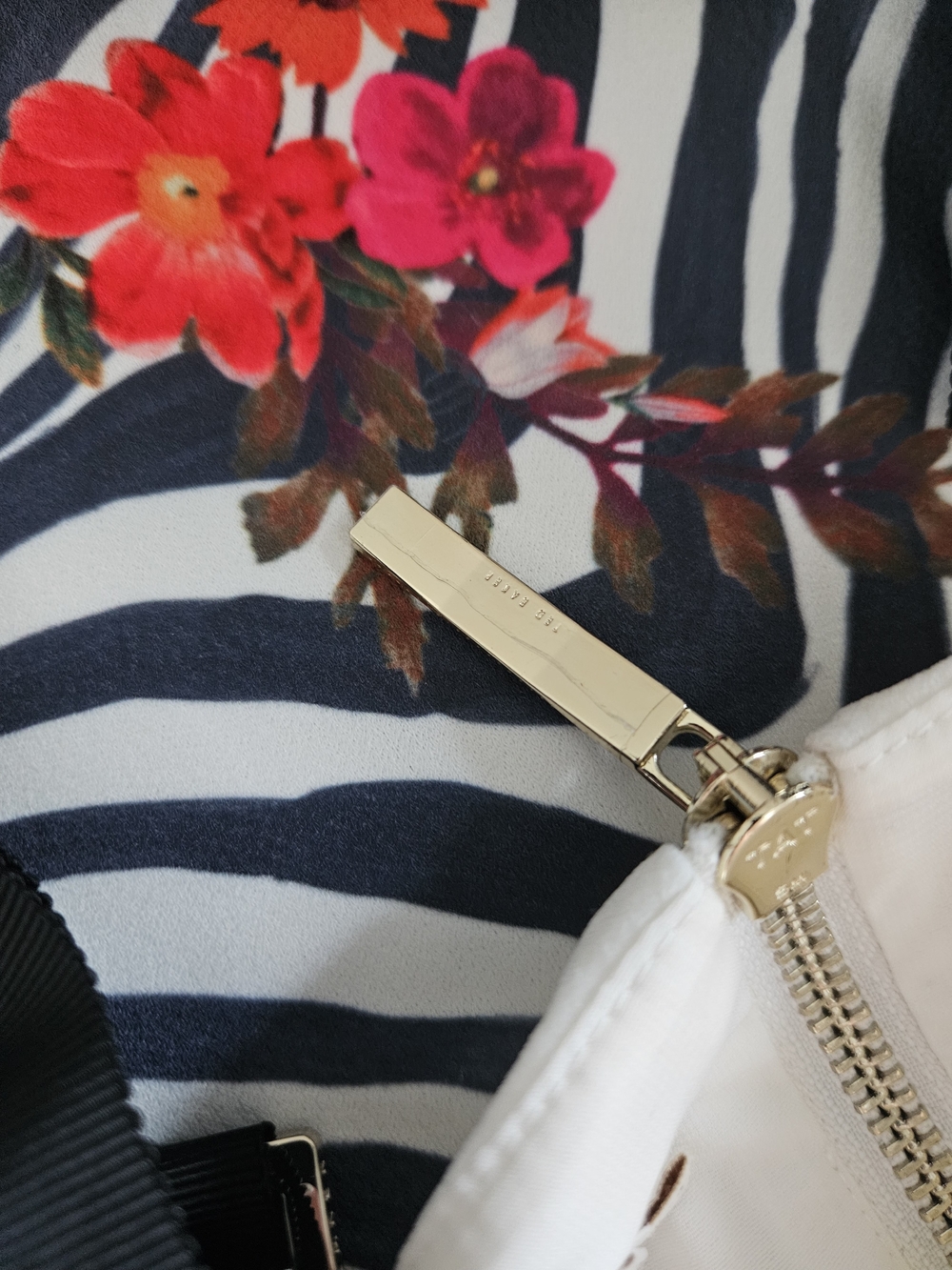 Ted Baker London Floral Zebra Print A-Line Midi Dress White Black Size 6 - Picture 5 of 12